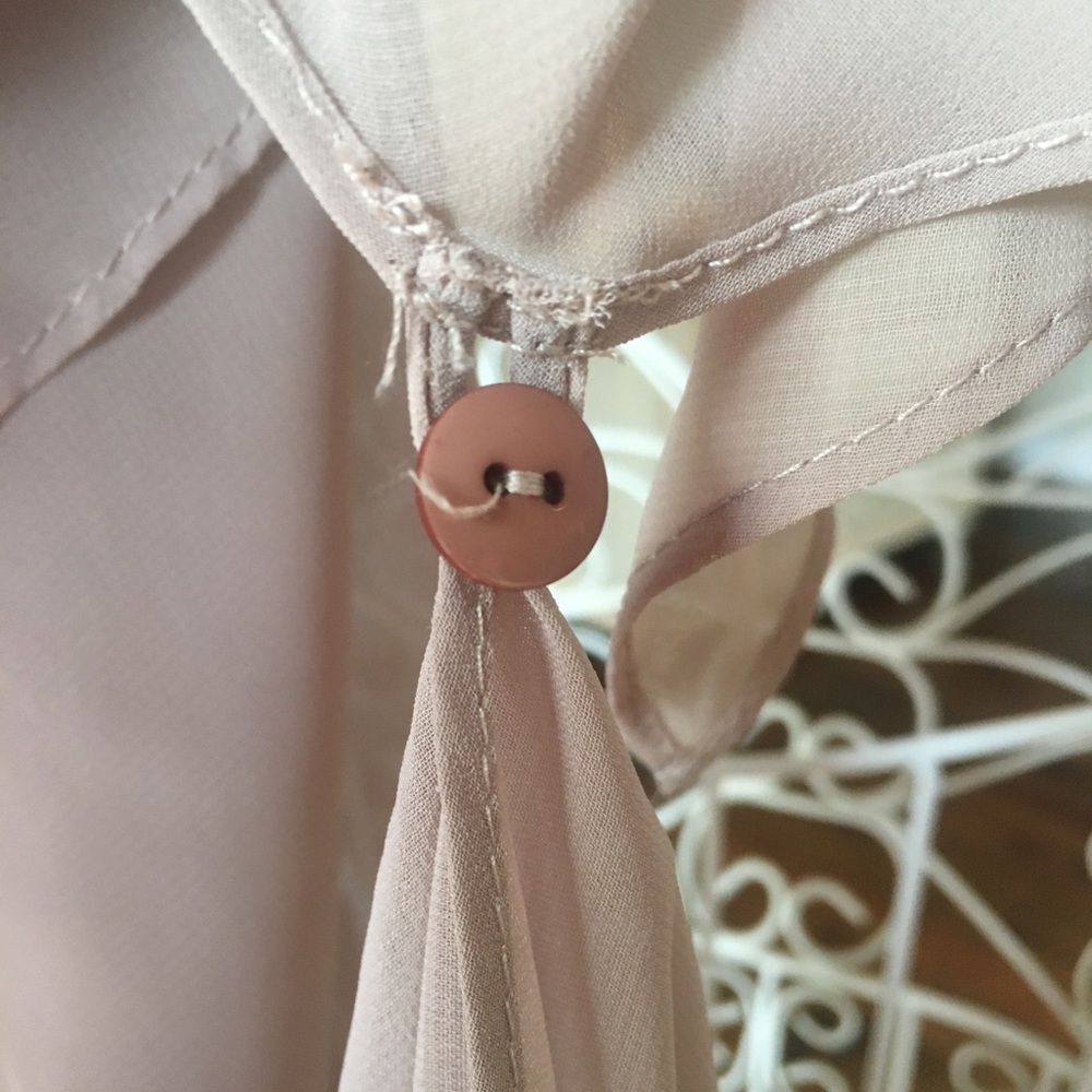 Tan colored wrap OS - Picture 4 of 4
